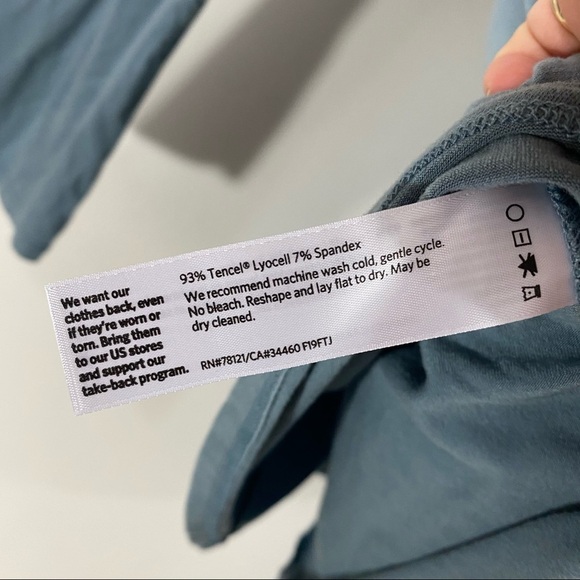 Eileen Fisher Tencel and Lyocell Blue V Neck Long Sleeve Top - Picture 8 of 8